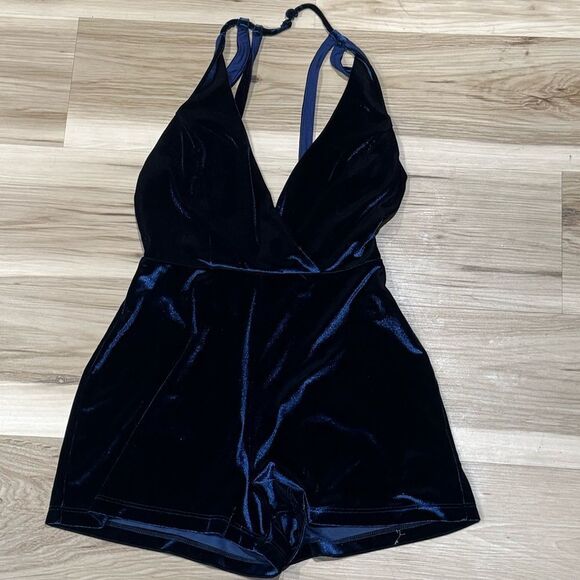 Urban Outfitters Dark Blue Velvet Romper Women’s XS - Picture 2 of 5
